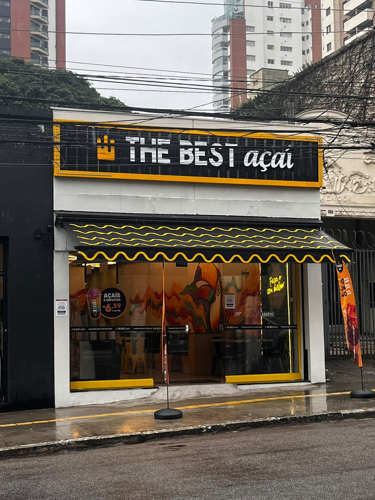 Fachada da nossa loja The Best Açaí em Pinheiros
